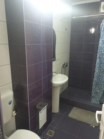 Apartament cu 2 camere decomandat în Sârbi