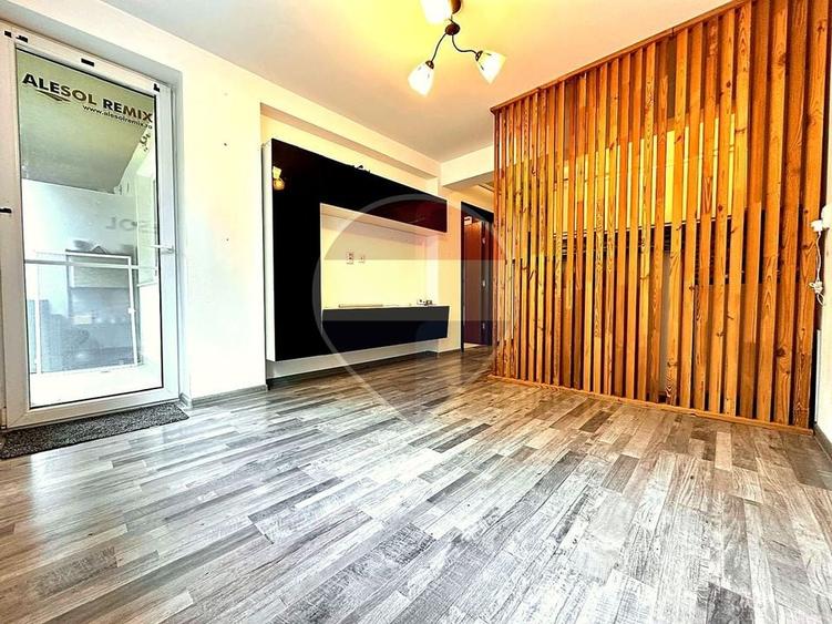 Apartament cu 2 camere decomandat, mobilat în Tractorul