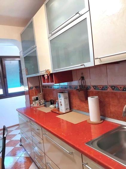 Apartament cu 2 camere semidecomandat în Dristor