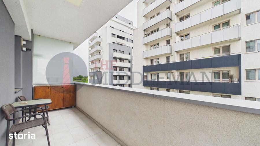 Apartament cu 3 camere decomandat în Sisești
