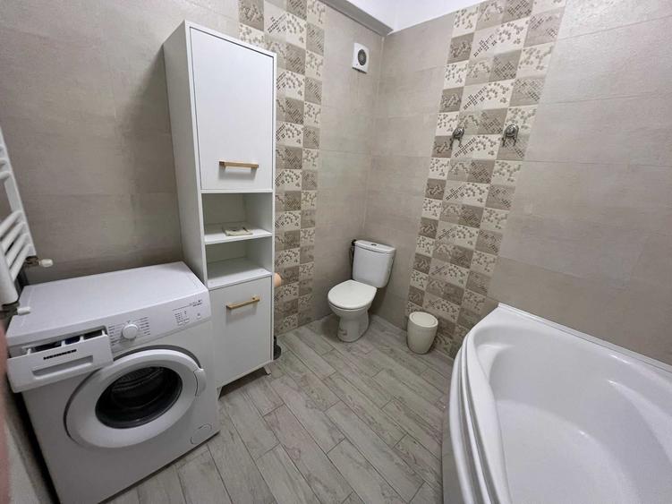 Apartament cu 2 camere decomandat în Roșu