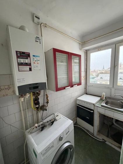 Apartament cu 2 camere semidecomandat, mobilat în Ultracentral