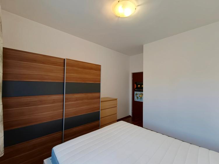 Apartament cu 2 camere decomandat în Păcii