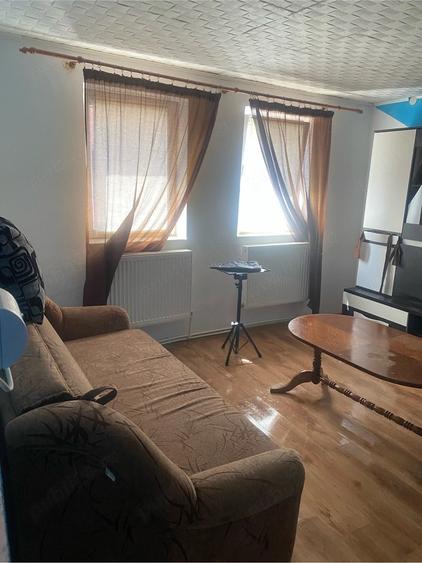 Casă cu Teren 350 Mp în Central
