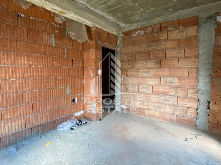 Casă cu 3 camere cu Canalizare în Săcălaz