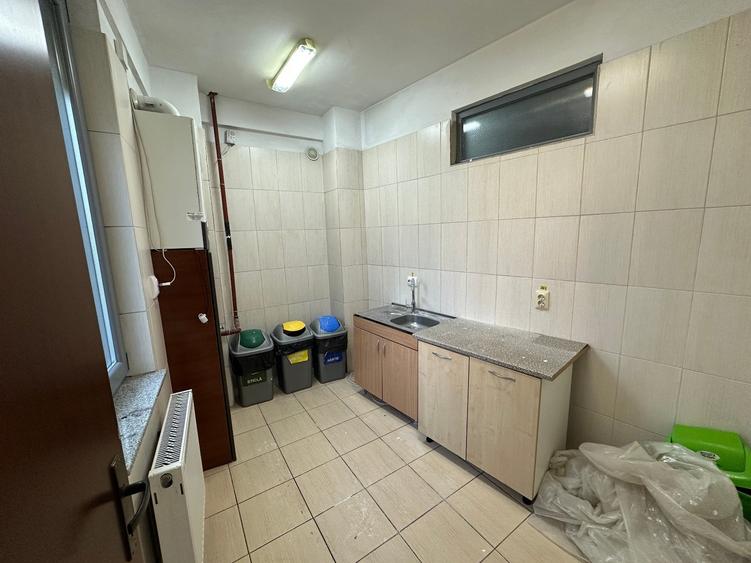 Birou, de 870 mp, în Cotroceni