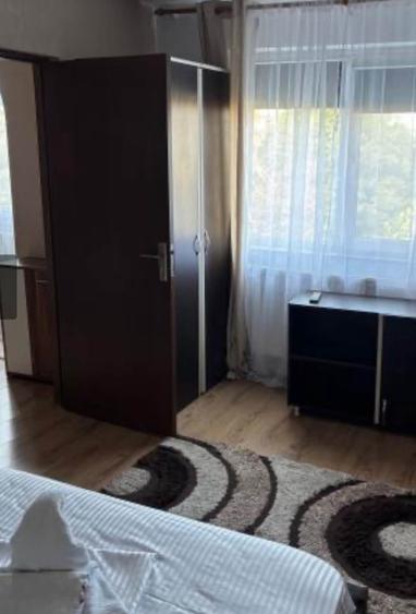 apartament 2 camere zona Tomis nord mobilat utilat 40 mp - 4
