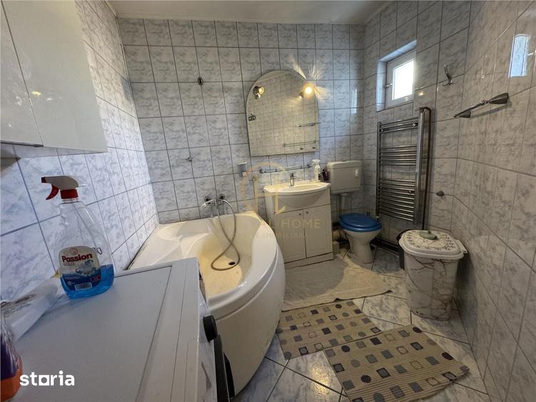Apartament cu 3 camere decomandat în Canta
