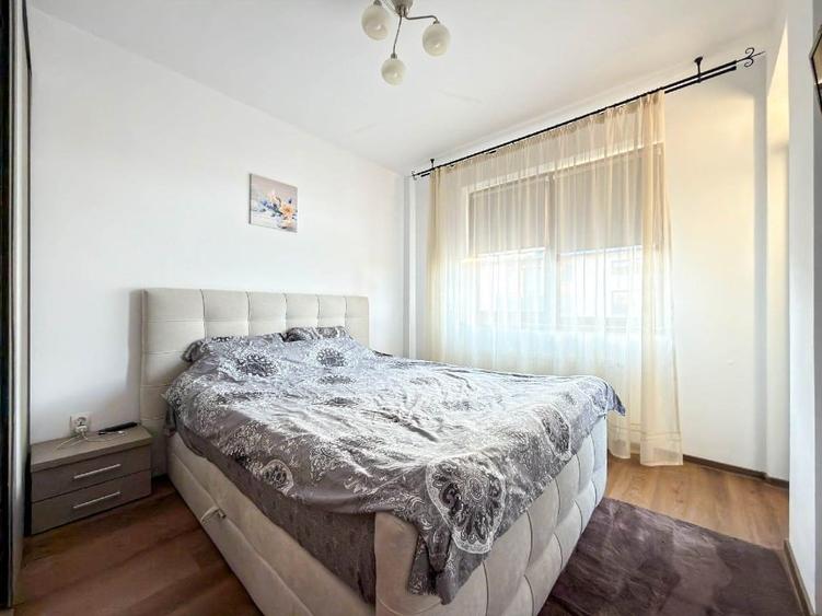 Apartament cu 2 camere semidecomandat, mobilat în Florești