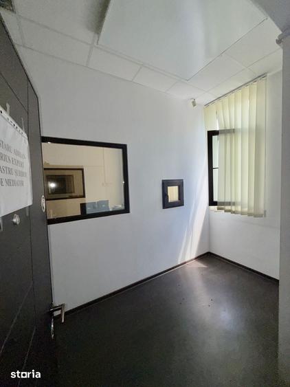 Spațiu comercial, de 144 mp, în Central