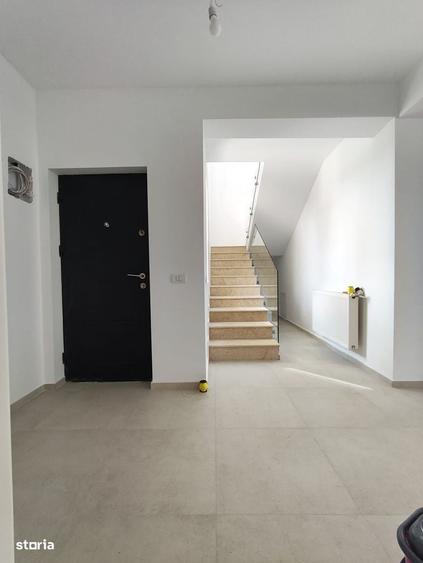 Casă cu 4 camere în Bâcu
