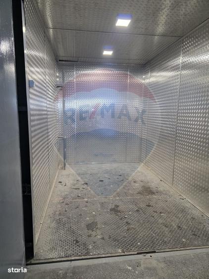 Spațiu comercial, de 280 mp, în Baicului