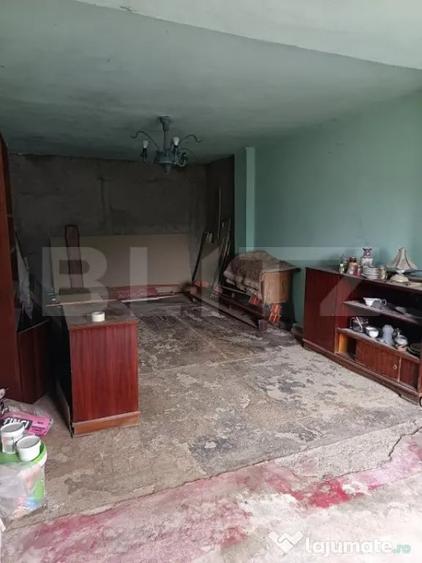 Casă cu 8 camere cu Teren 2000 Mp în Măgurele