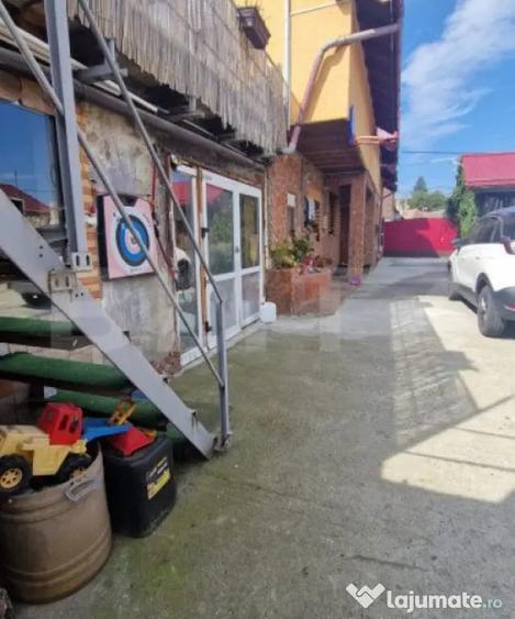 Casă cu 5 camere cu Teren 835 Mp în Satulung