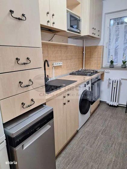 Apartament cu 2 camere, mobilat în Podu Roș