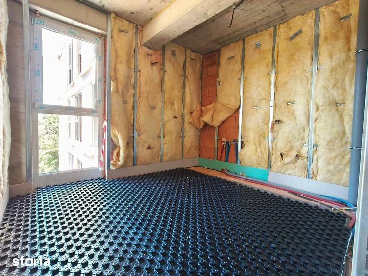 Apartament cu 2 camere decomandat în Titan