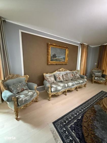 Casă cu 4 camere cu Teren 594 Mp în Central