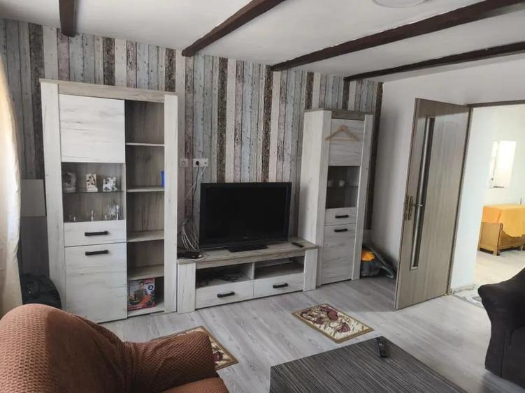 Casă cu 3 camere în Uileacu de Munte