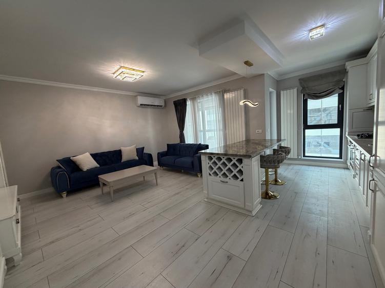 Apartament cu 3 camere decomandat în Drumul Taberei