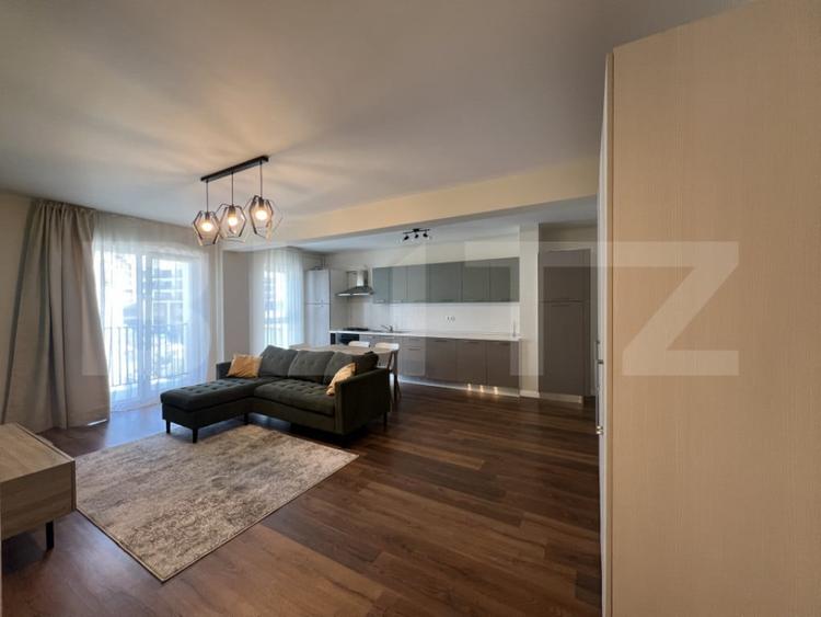 Apartament cu 2 camere semidecomandat în Florești