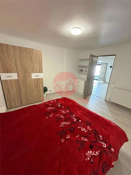 Casă cu 3 camere cu Teren 107 Mp în Delfinariu