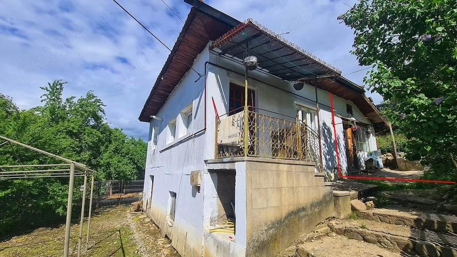Casă cu Teren 267 Mp în Central