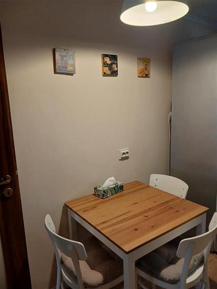 Apartament cu 3 camere decomandat, mobilat în Centru Civic