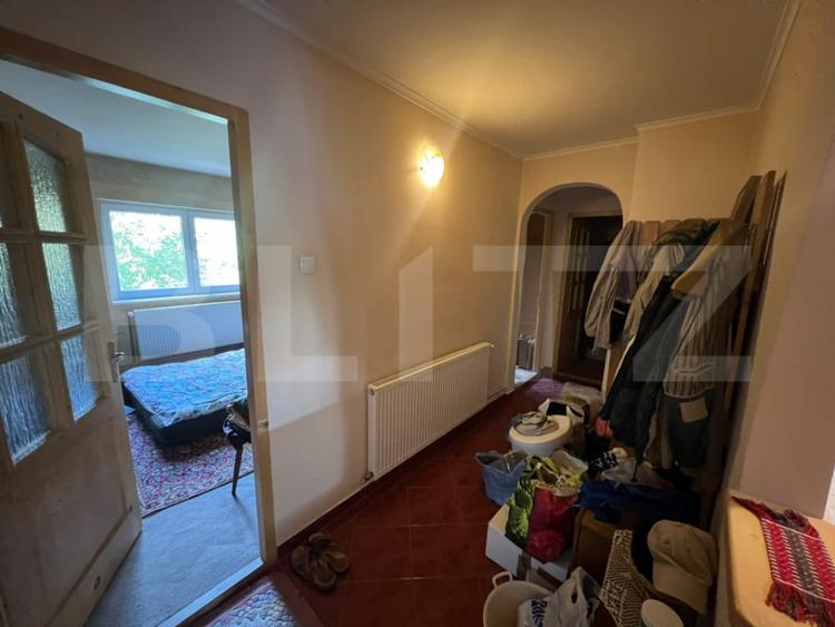 Apartament cu 4 camere decomandat în Central