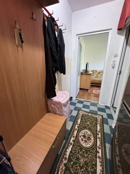 Apartament cu 2 camere semidecomandat, mobilat în Km 4-5