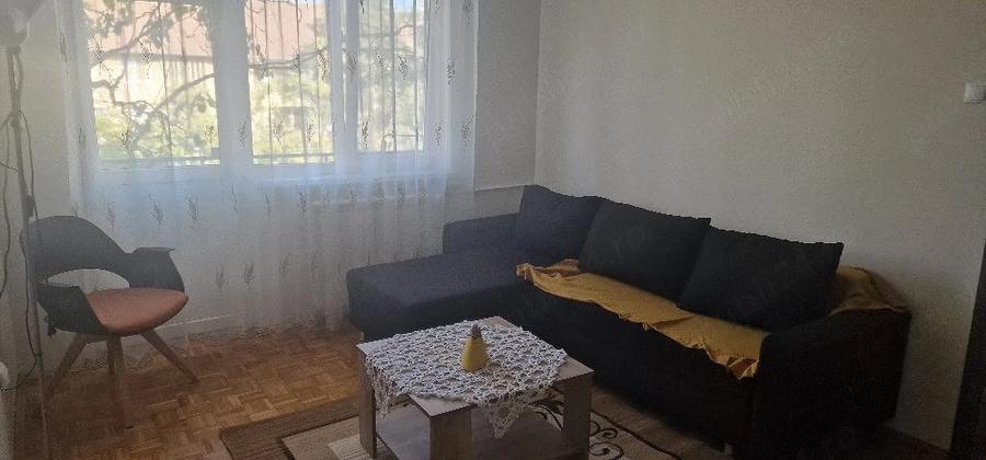 Apartament cu 2 camere semidecomandat în Rogerius