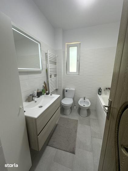 Casă cu 4 camere cu Teren 340 Mp în Central