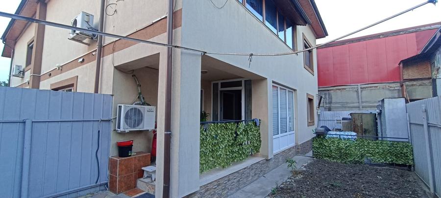 Garsoniera spatioasa la vila  zona Rahova  Carrefour Alexandriei Buc sector 5 - 10