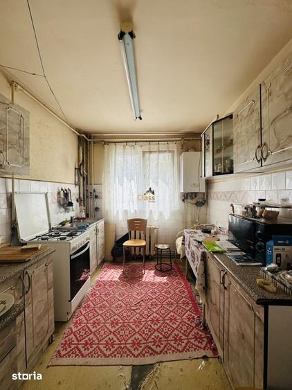 Apartament cu 4 camere semidecomandat, mobilat în Mănăștur