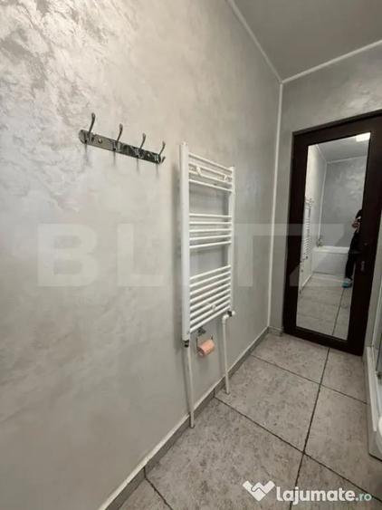 Apartament cu 2 camere nedecomandat în Central