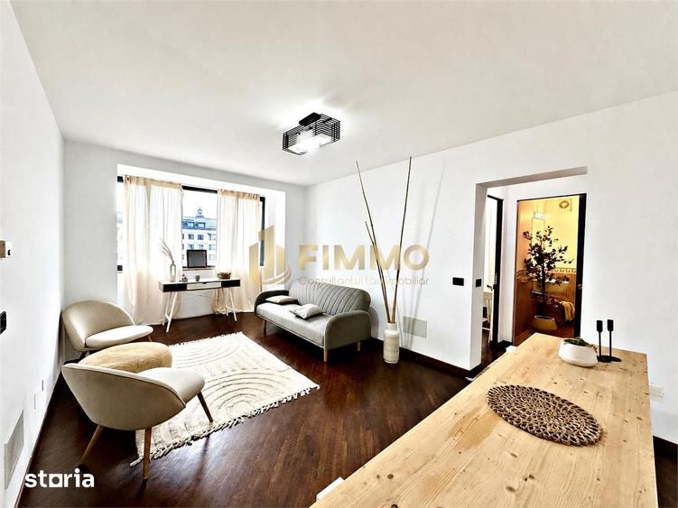 Apartament cu 3 camere semidecomandat în Ultracentral