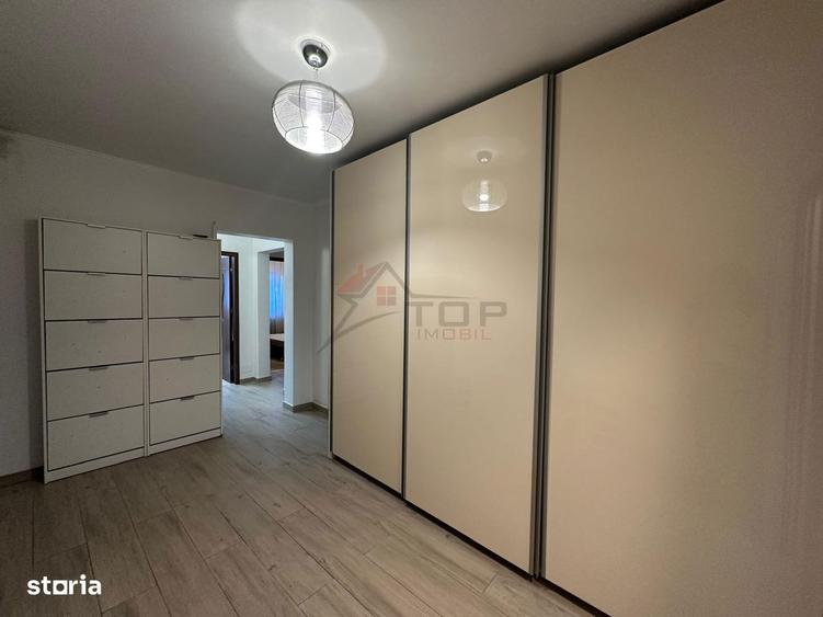 Apartament cu 3 camere decomandat în Central
