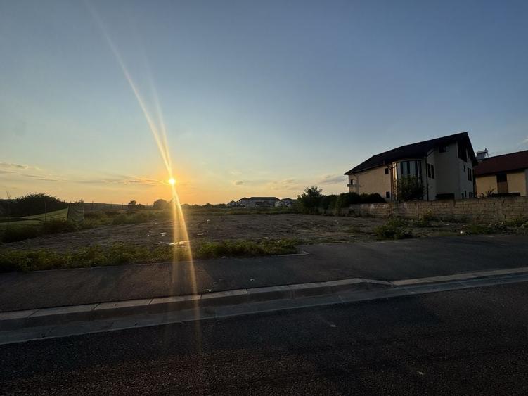 Teren de 841 mp, în Motru