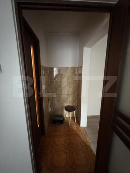 Apartament cu 2 camere semidecomandat, mobilat în Bejan