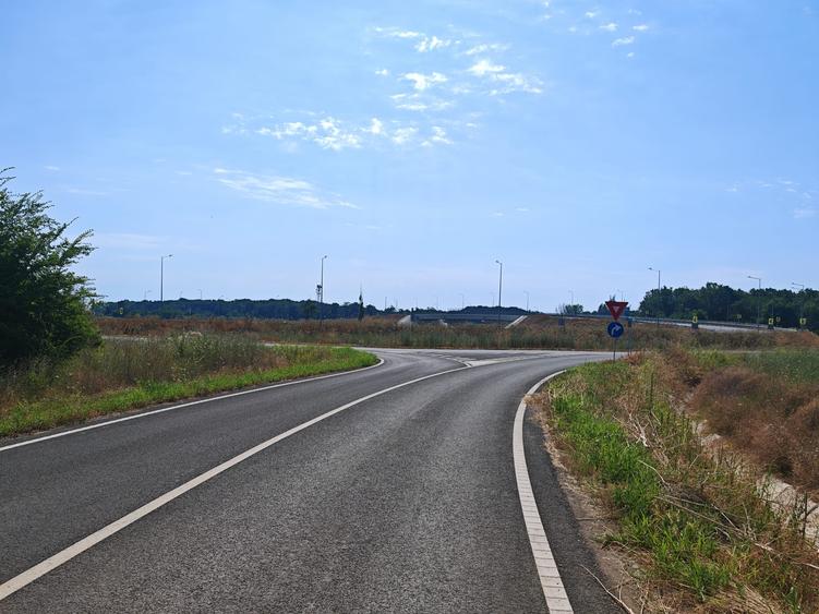 Teren Construcții intravilan de 35000 mp, în Balotești