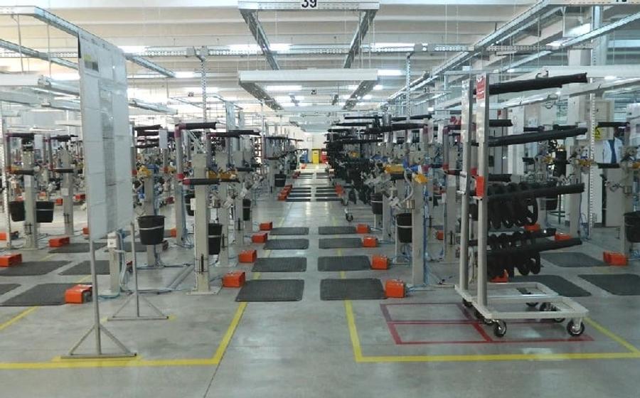 Spațiu comercial, de 3,000 mp, în Central