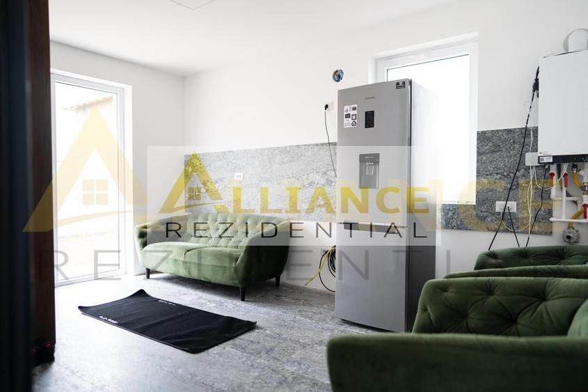 Casă individuală cu 5 camere decomandat cu Canalizare în Central