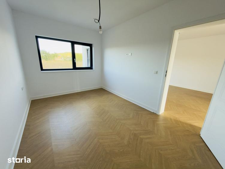 Casă cu 3 camere cu Teren 200 Mp în Central