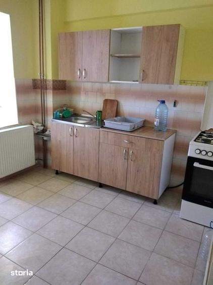 Apartament cu 2 camere decomandat în Oncea