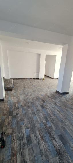 Spațiu comercial, de 597 mp, în Central