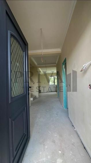 Duplex cu 5 camere cu Canalizare în Moșnița Nouă