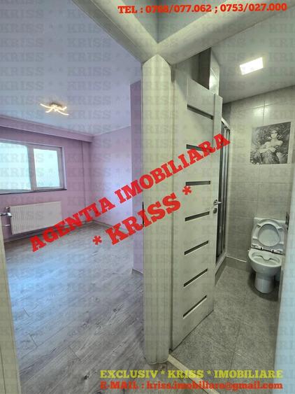 Apartament cu 3 camere decomandat în Negru Vodă