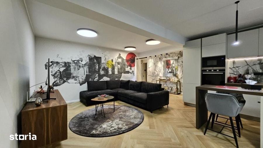 Apartament cu 4 camere, mobilat în Central