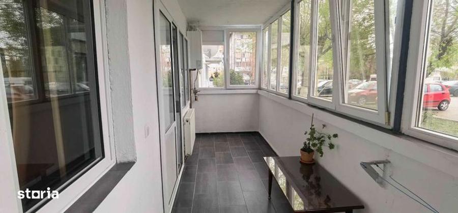 Apartament cu 2 camere semidecomandat în Central
