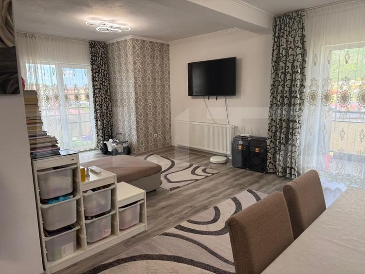 Apartament cu 4 camere decomandat, mobilat în Șimleu Silvaniei