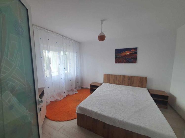 Apartament cu 3 camere decomandat în Cug